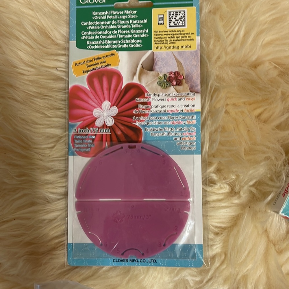 Random crafting items - Picture 2 of 6